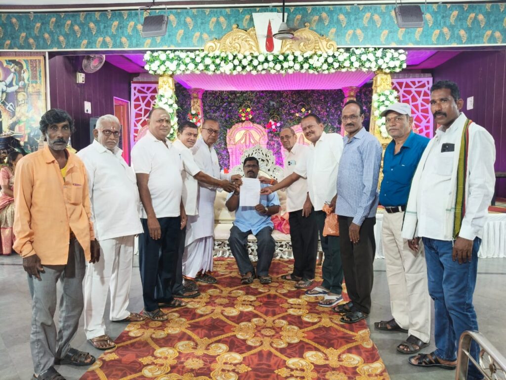 డ్రైన్ (నాల) నిర్మించాలని ఎమ్మెల్యే, కమిషనర్ కు వినతి.
