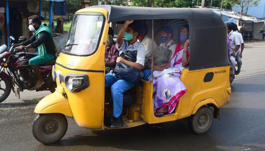 వాహనాల్లో ఓటర్ల తరలింపు నేరం: రాష్ట్ర ఎన్నికల సంఘం హెచ్చరిక